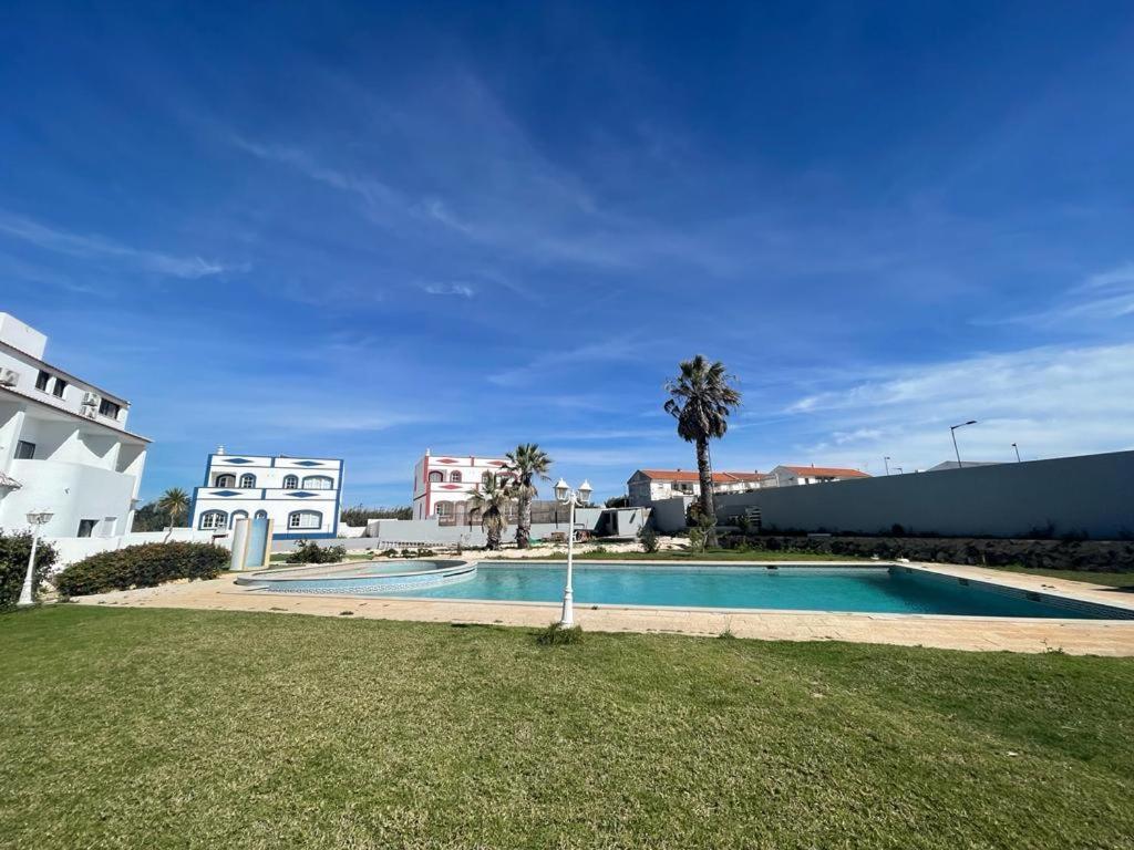 Don Tenorio Com Piscina